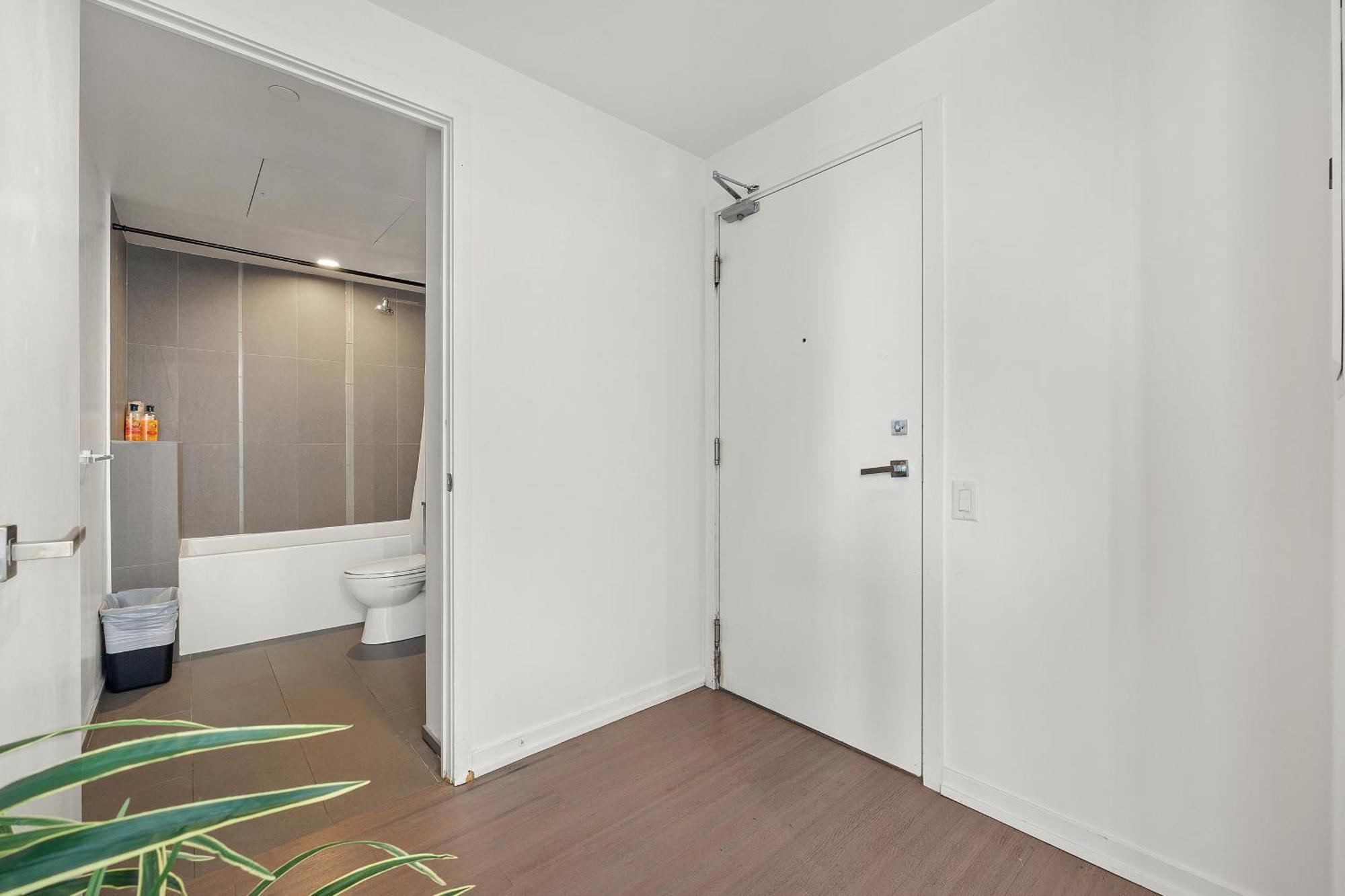 Downtown Toronto Condos Exterior photo