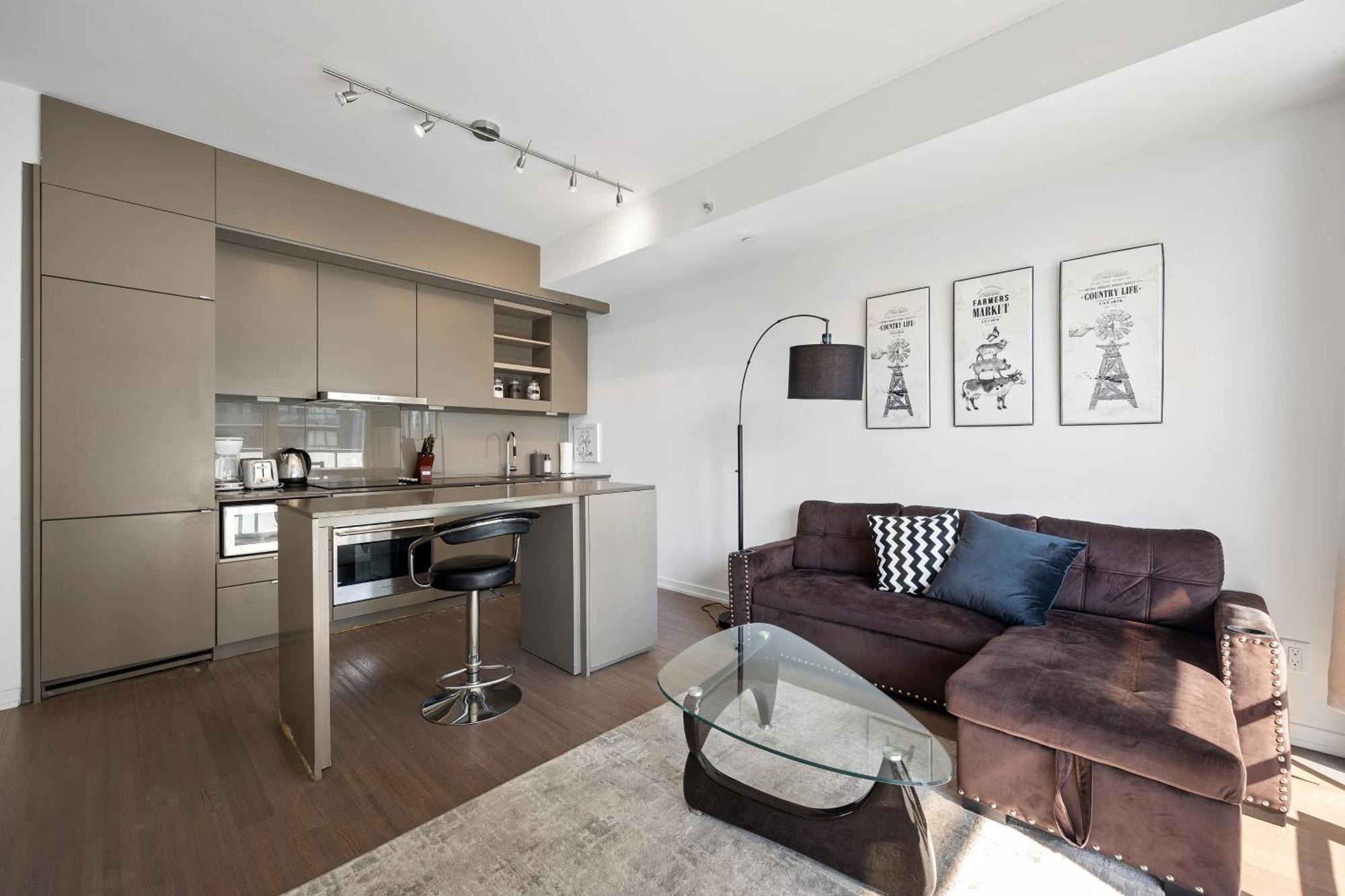 Downtown Toronto Condos Exterior photo